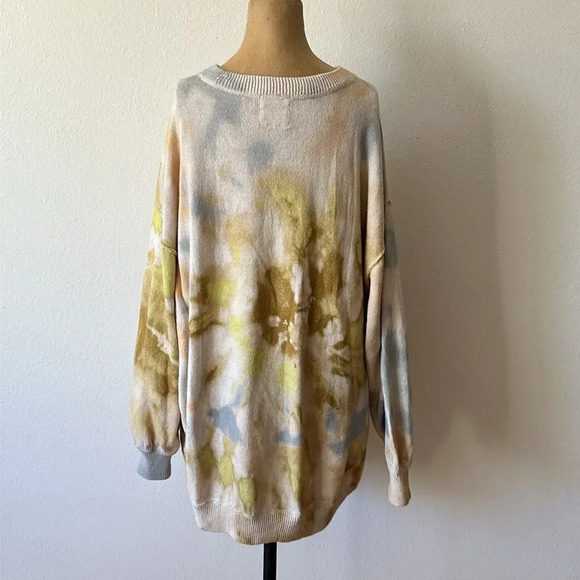 We the Free sz S oversized cotton tie dyed knitwear sweater 26” x 29” - Picture 3 of 8
